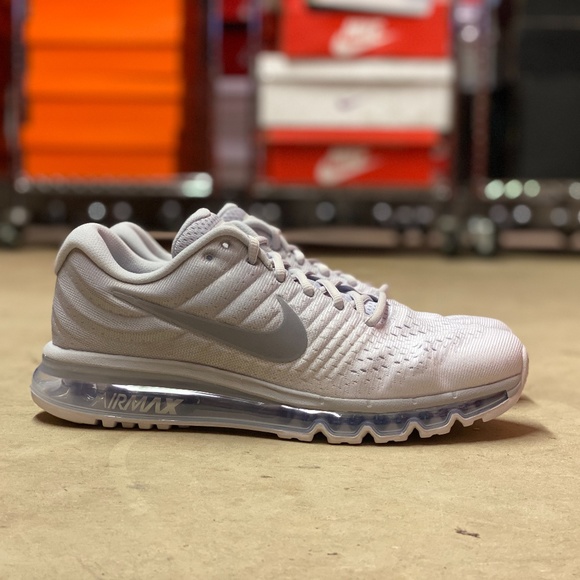 air max 2017 size 12